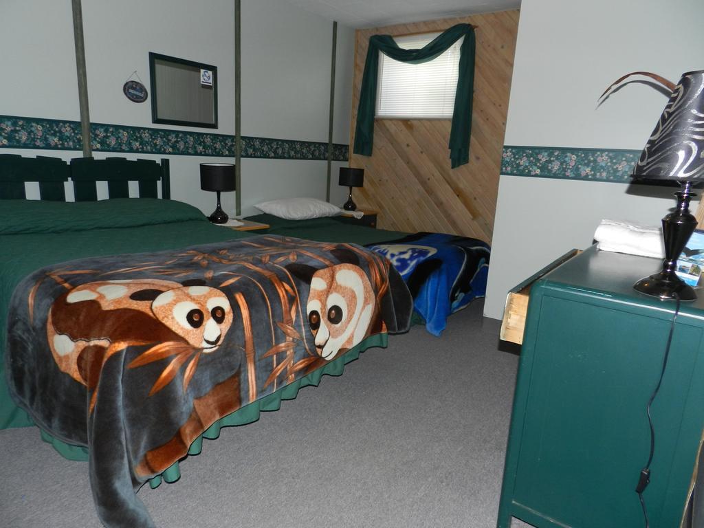 Auberge Chez Caro Sacre-Coeur Δωμάτιο φωτογραφία