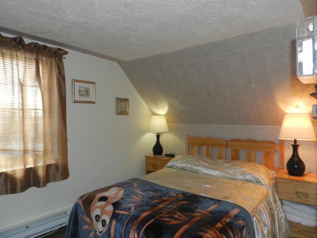 Auberge Chez Caro Sacre-Coeur Δωμάτιο φωτογραφία